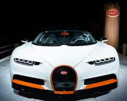 2020 Bugatti Chiron - view 1